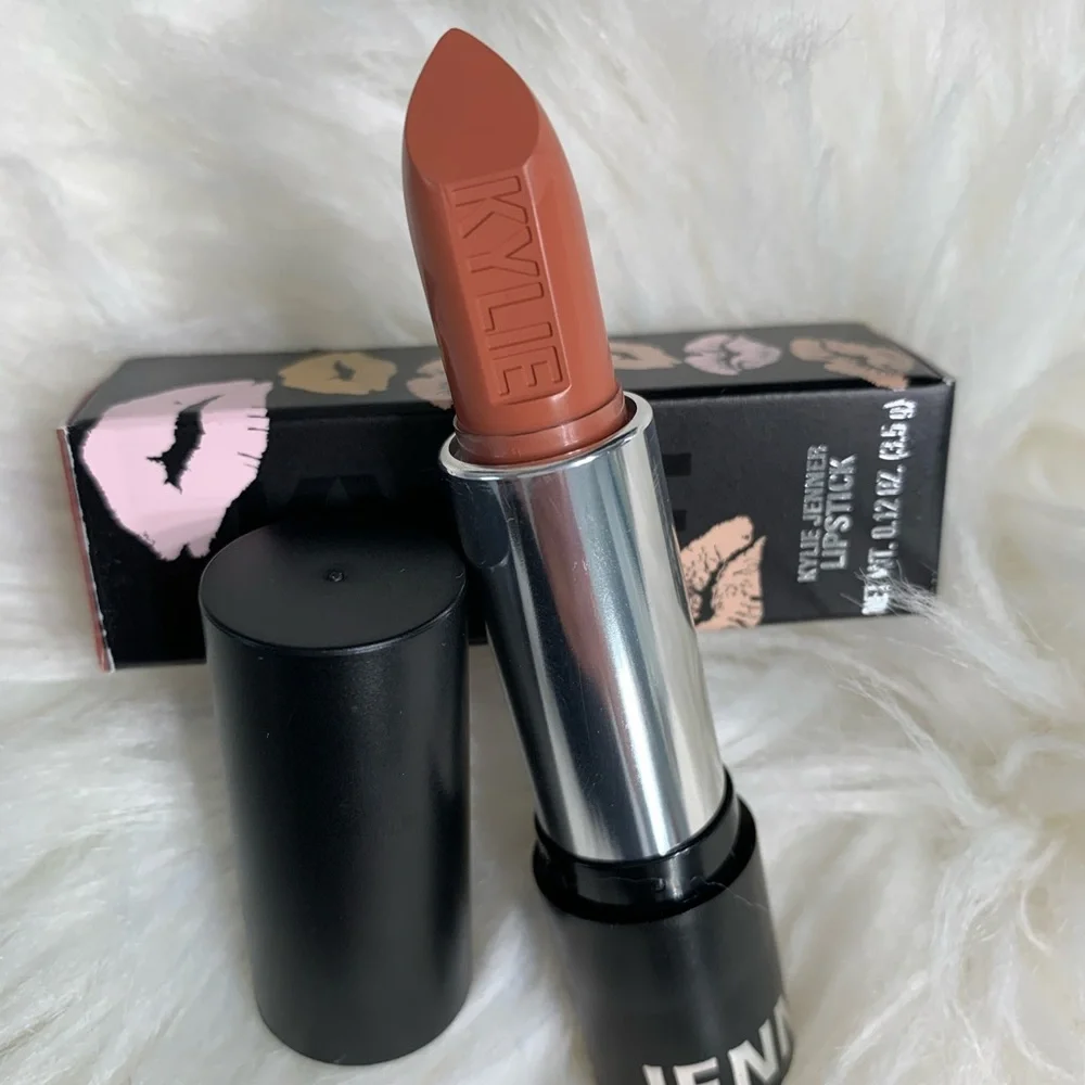 ✨💄Kylie lipstick ‘Dulce de leche new ✨